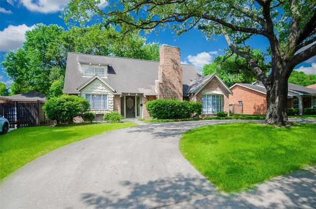 5843 S Braeswood Boulevard, Houston, TX 77096