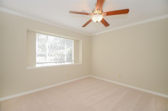 5843 S Braeswood Boulevard, Houston, TX 77096