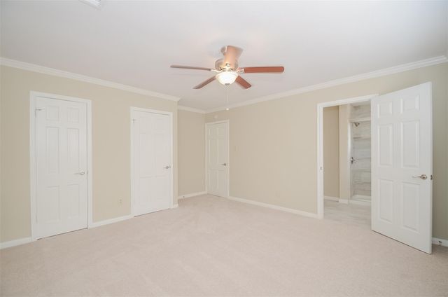 5843 S Braeswood Boulevard, Houston, TX 77096