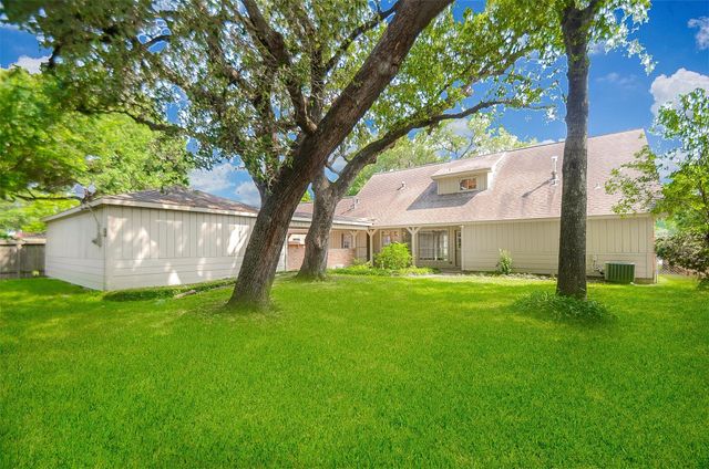 5843 S Braeswood Boulevard, Houston, TX 77096