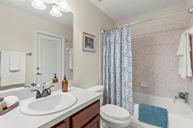 734 BERRY BRAMBLE DRIVE, Brandon, FL 33510