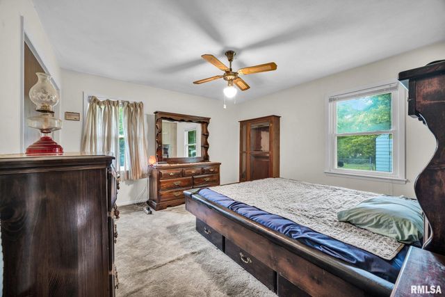616 W HAWLIETTE Court, Peoria, IL 61614