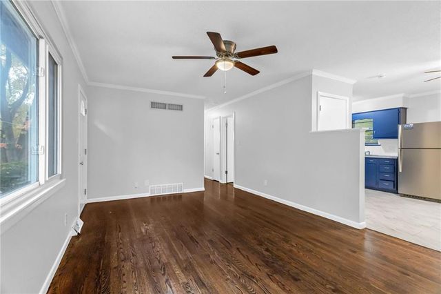 4718 N Drury Avenue, Kansas City, MO 64117