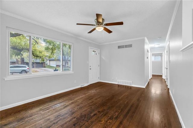 4718 N Drury Avenue, Kansas City, MO 64117