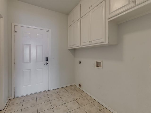 1205 Regency Court, Kingfisher, OK 73750