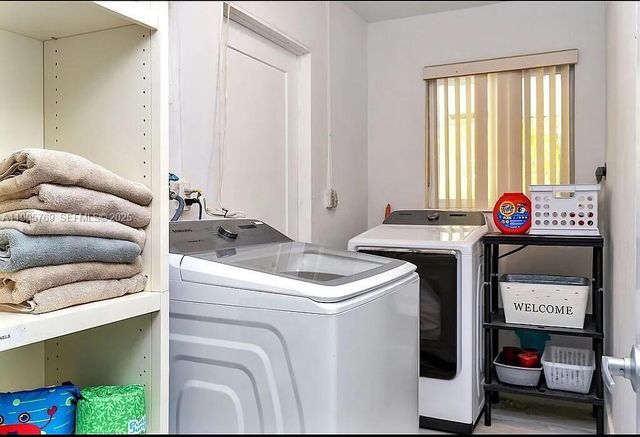 4521 NE 15th Terrace, Oakland Park, FL 33334