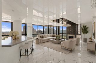 222 Monterey Road 901, Glendale, CA 91206