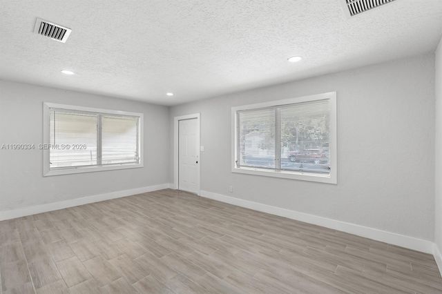 812 32nd St, West Palm Beach, FL 33407