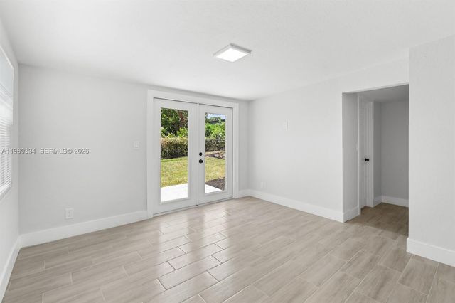 812 32nd St, West Palm Beach, FL 33407