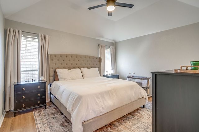 841 Park Meadow Lane, Burleson, TX 76028