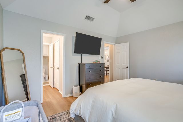 841 Park Meadow Lane, Burleson, TX 76028