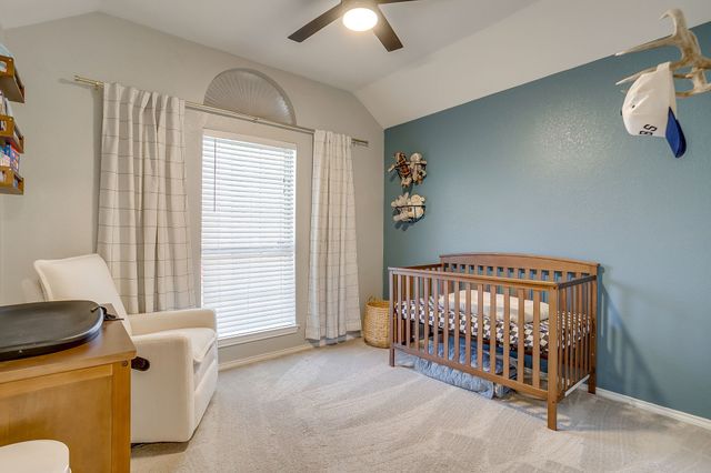 841 Park Meadow Lane, Burleson, TX 76028