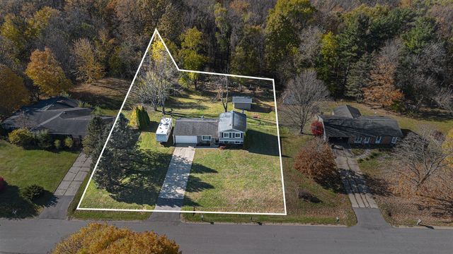 11108 Berry Street, Berrien Springs, MI 49103