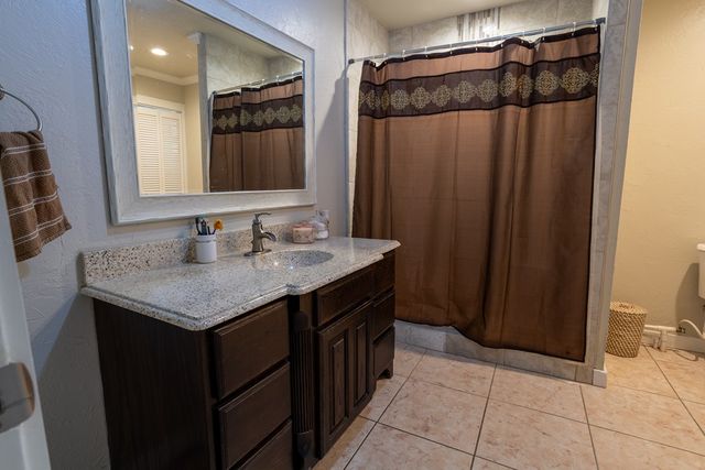 6438 N Stockton Ave, Odessa, TX 79764