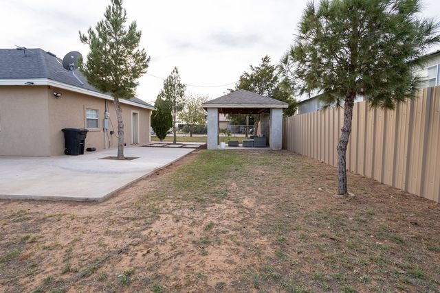 6438 N Stockton Ave, Odessa, TX 79764