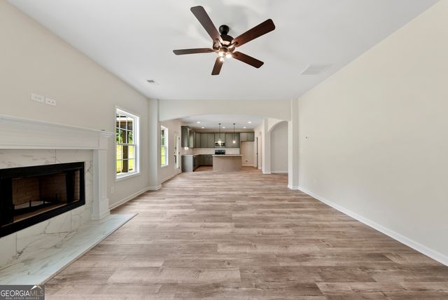 575 Bohannon Road 8, Grantville, GA 30220