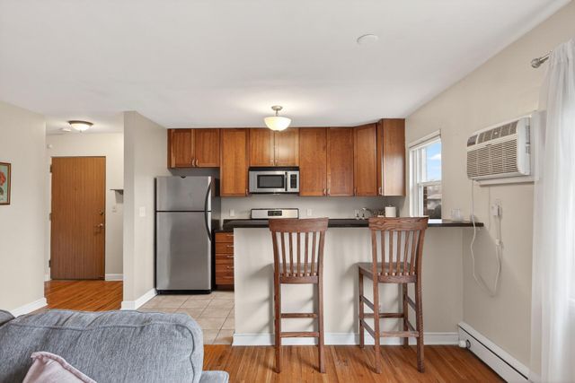 4517 Grand Avenue S 206, Minneapolis, MN 55419