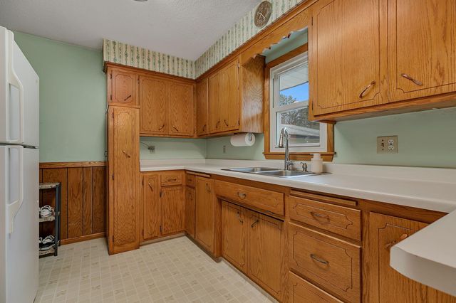2109 161st Avenue NW, Andover, MN 55304