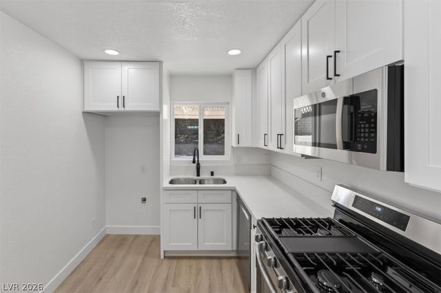 1728 Duarte Drive, Henderson, NV 89014