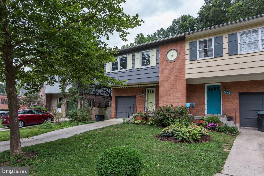 3638 ALTON PL NW, Washington, DC 20008