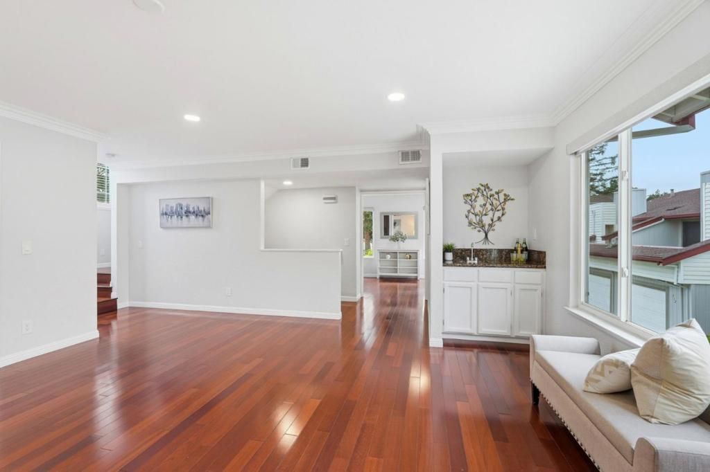 Image 11 of property listing at 702 Winstead Court, Sunnyvale, CA 94087