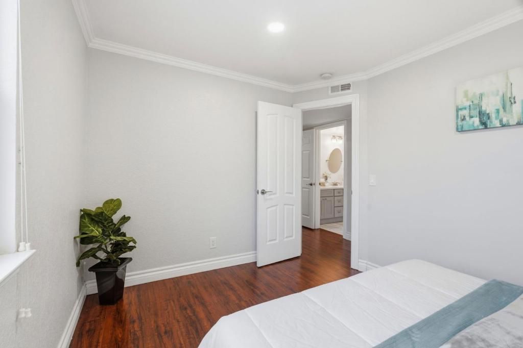 Image 24 of property listing at 702 Winstead Court, Sunnyvale, CA 94087