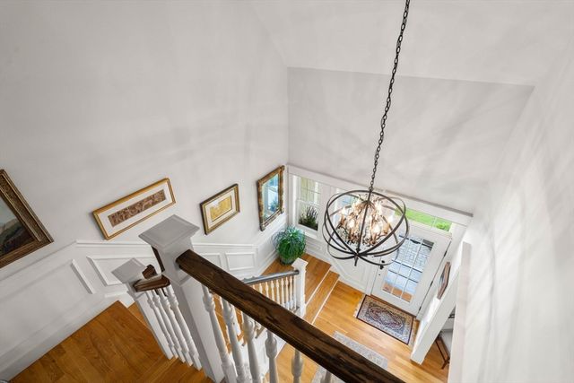 5 Hamilton Cir 5, Shrewsbury, MA 01545