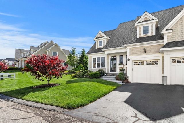 5 Hamilton Cir 5, Shrewsbury, MA 01545