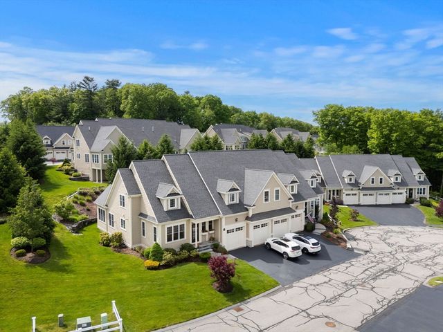 5 Hamilton Cir 5, Shrewsbury, MA 01545