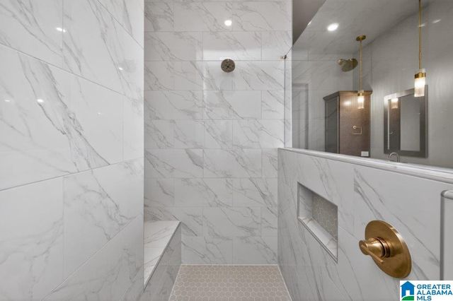 6166 LYNTON DRIVE, Hoover, AL 35244