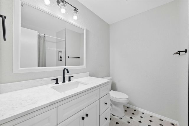 8303 Los Ranchos DR, Austin, TX 78749