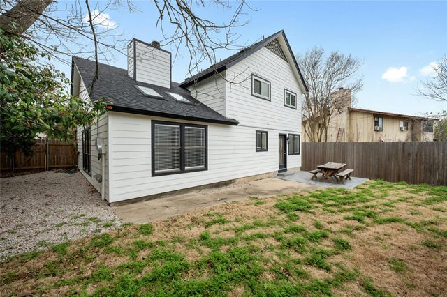 8303 Los Ranchos DR, Austin, TX 78749