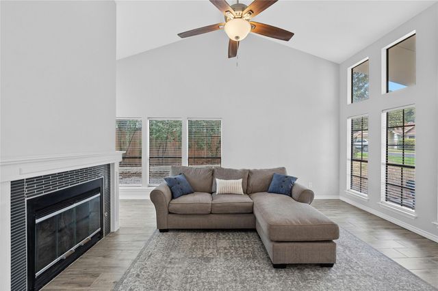 8303 Los Ranchos DR, Austin, TX 78749