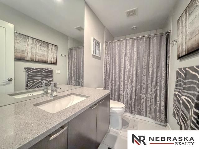 1911 Glen Cove, Council Bluffs, IA 51503