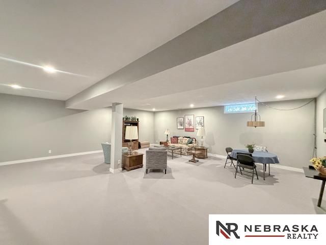 1911 Glen Cove, Council Bluffs, IA 51503