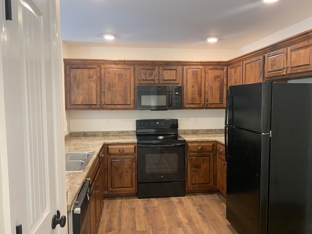 1395 Golf Drive SW 1395 & 1397, Cleveland, TN 37311