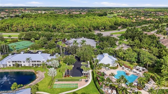 7920 Mahogany Run LN 1015, Naples, FL 34113
