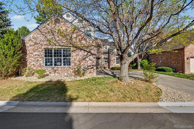 6282 S Iola Court, Englewood, CO 80111