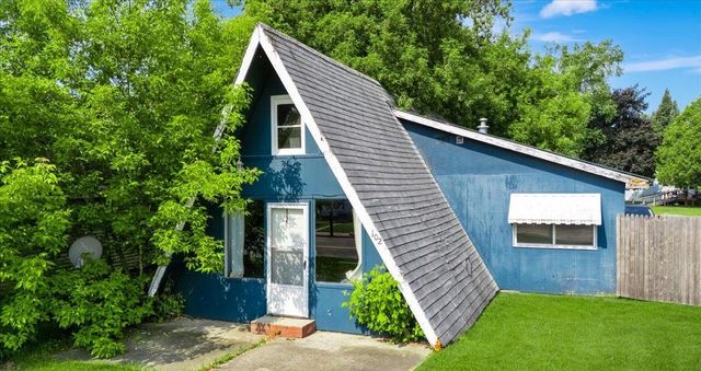 100 & 102 S Bullock Street, Whittemore, MI 48770