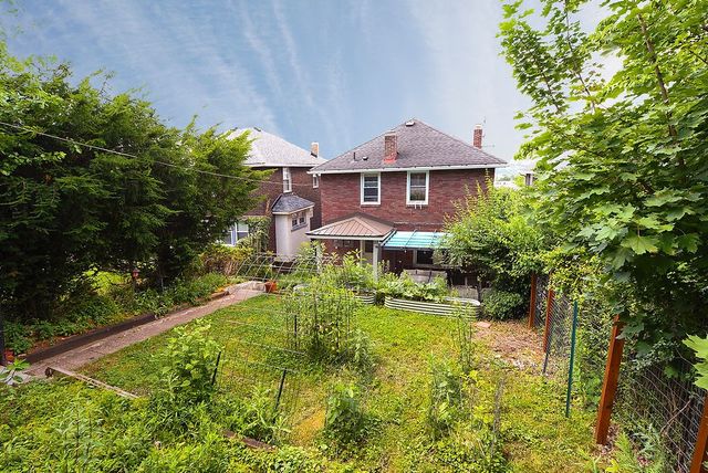 2243 S Braddock Ave, Swissvale, PA 15218