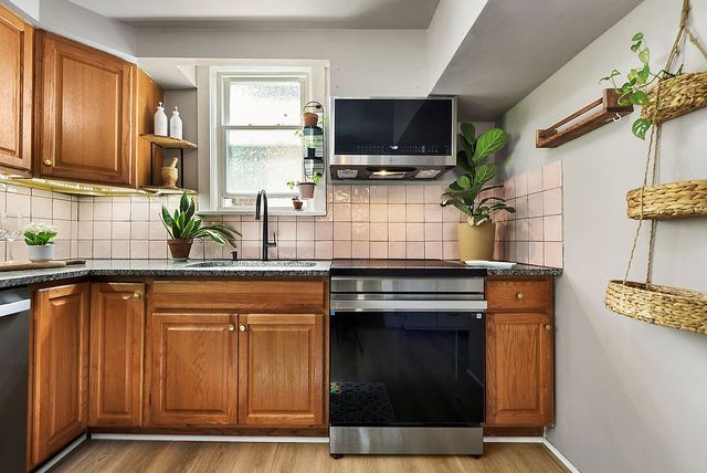 2243 S Braddock Ave, Swissvale, PA 15218