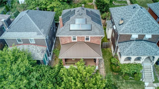 2243 S Braddock Ave, Swissvale, PA 15218