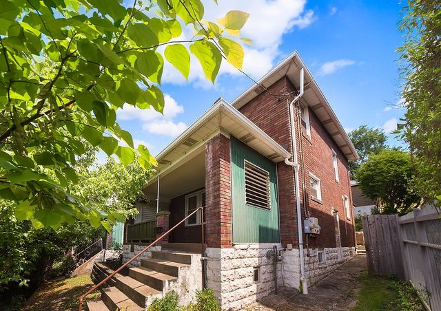 2243 S Braddock Ave, Swissvale, PA 15218