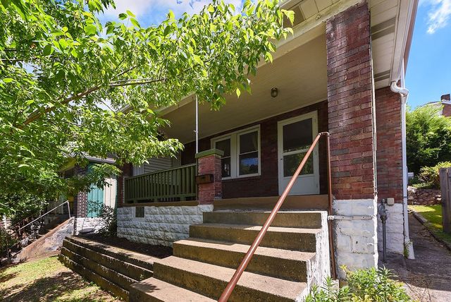 2243 S Braddock Ave, Swissvale, PA 15218
