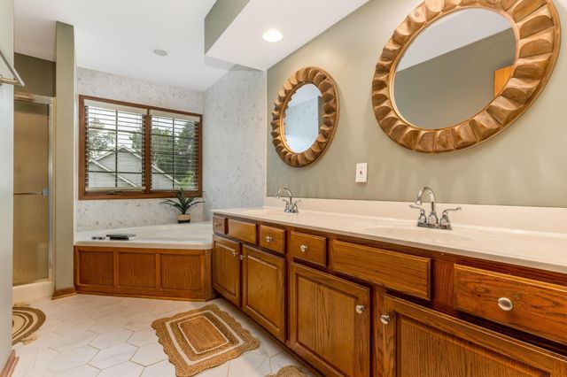 1365 Normandy Drive, Newark, OH 43055
