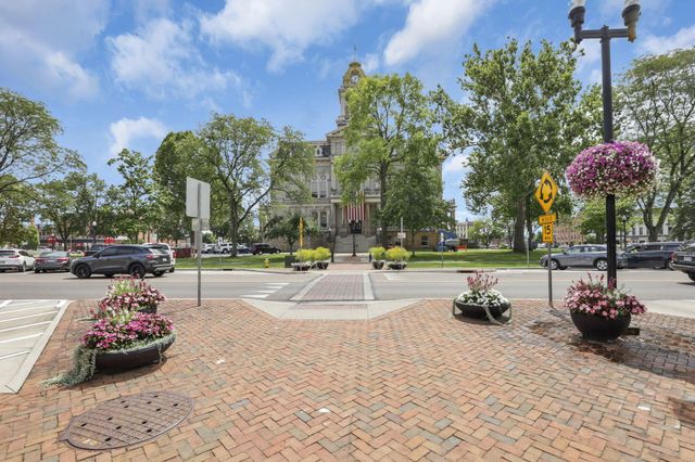 1365 Normandy Drive, Newark, OH 43055