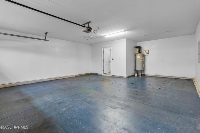 3301 Hardee Farms Drive, New Bern, NC 28562