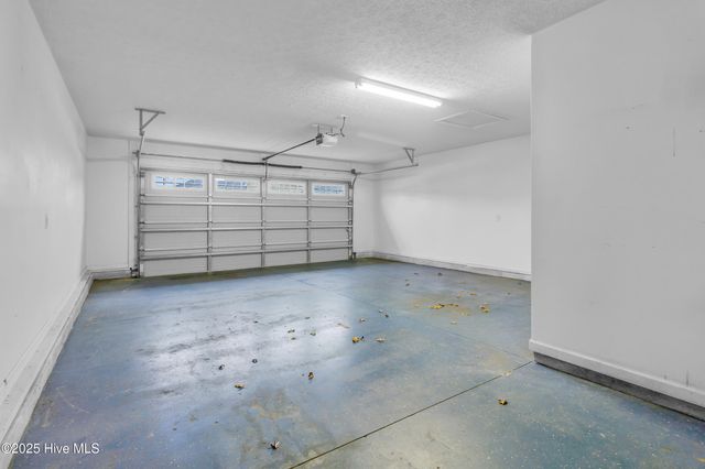 3301 Hardee Farms Drive, New Bern, NC 28562