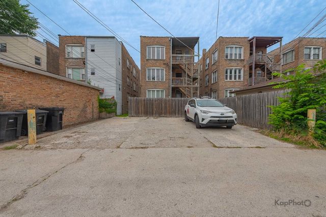 8923 S Blackstone Avenue, Chicago, IL 60617