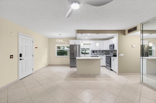 293 Normandy G ', Delray Beach, FL 33484